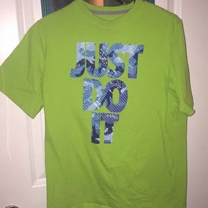 Nike T-shirt